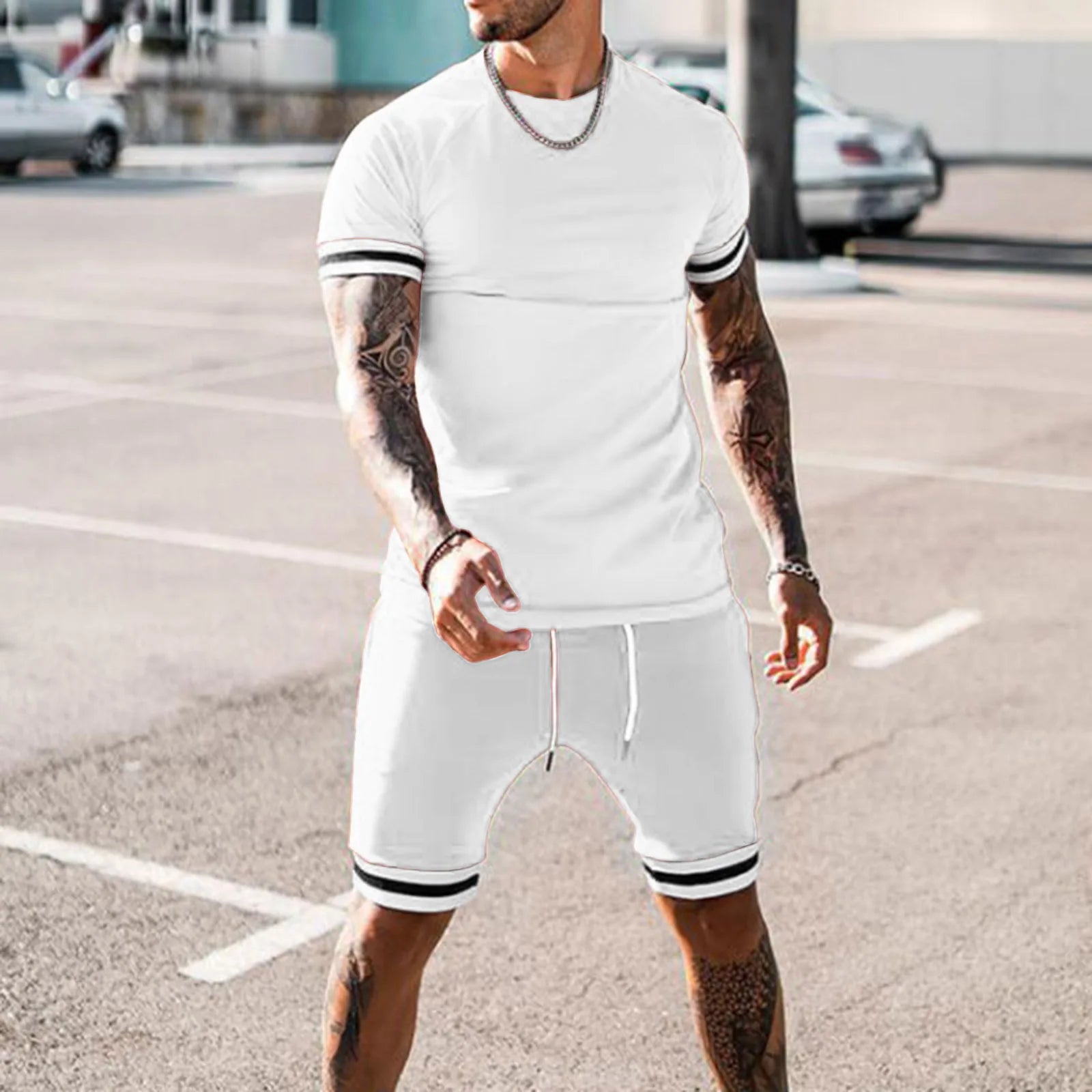 Men's Summer Loose Suit  Short-sleeved And Shorts Sporty And Casual Round-neck Two-piece